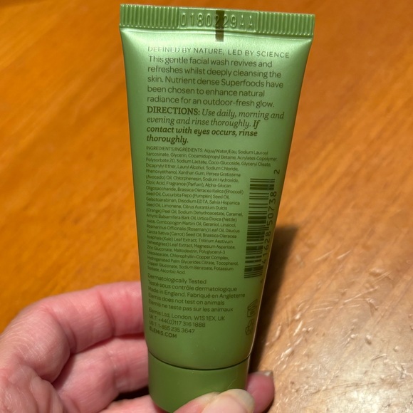 ELEMIS Skincare & Primer Set with Bag - Picture 7 of 16